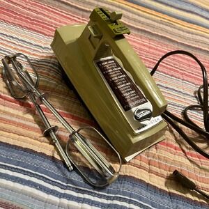 Sunbeam Mixmaster Hand Mixer 5 Speeds Burst of Power Vintage Kitchen Tool